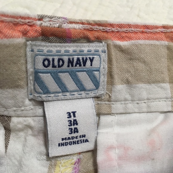3T (5/$20) Casual Shorts by Old Navy - Picture 5 of 8